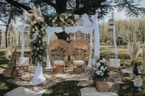 Décoration Cérémonie Laïque sous le cèdre au parc du château