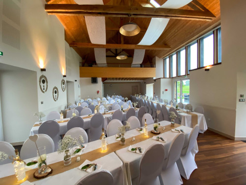 Salle de Léquinais pour 80 personnes assises