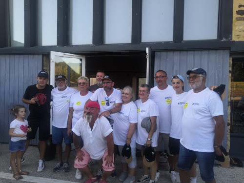 Les champions et stagiaires de la pétanque lors de la Breizh Pétanque Cup