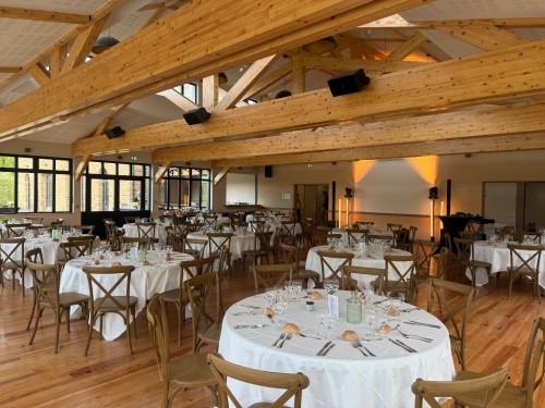 Salle orangerie en table ronde