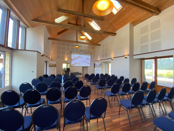 Salle de réunion Léquinais - Configuration théatre pour 70 pers